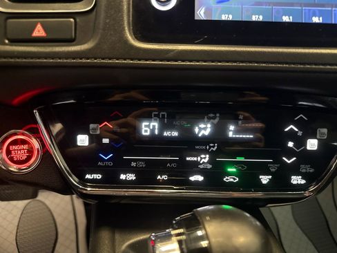 Used 2020 Honda HR-V EX image 18