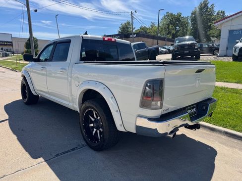 Used 2018 RAM 1500 Laramie w/ Convenience Group AWD/4WD image 3