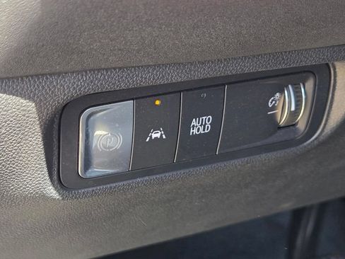 Used 2025 Honda Prologue Touring image 17