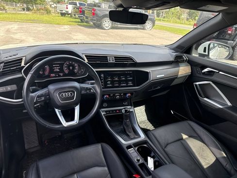 Used 2020 Audi Q3 2.0T Prestige AWD/4WD image 9