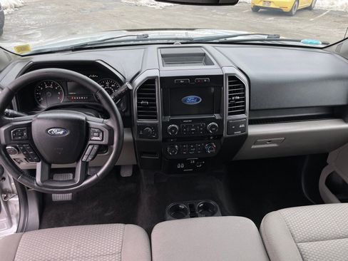 Used 2017 Ford F150 XLT w/ Equipment Group 302A Luxury image 11