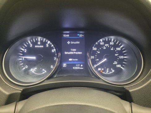 Used 2018 Nissan Rogue S AWD/4WD image 23
