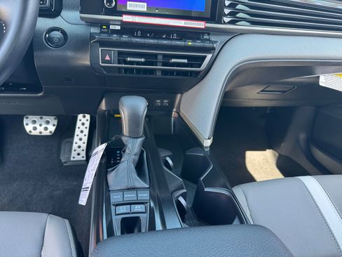 New 2026 Toyota Camry SE image 11