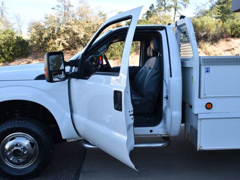 Used 2015 Ford F350 XL w/ Power Equipment Group image 13