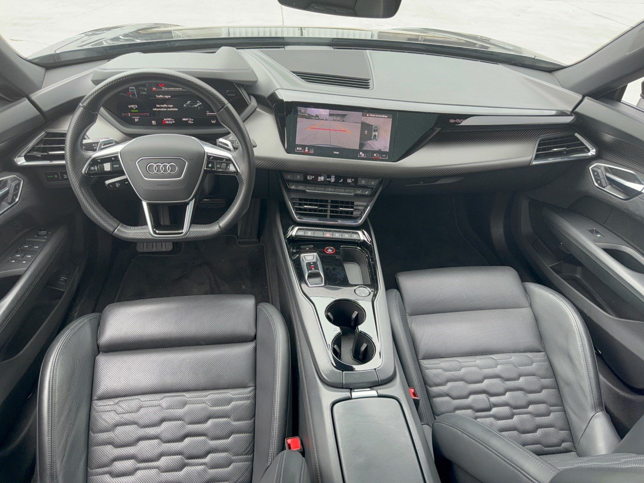 Used 2022 Audi e-tron GT Prestige w/ Prestige Package AWD/4WD image 17