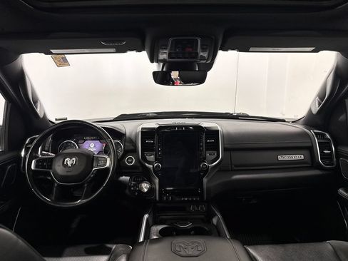 Used 2022 RAM 1500 Laramie AWD/4WD image 3