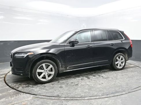 Used 2020 Volvo XC90 T6 Momentum image 3