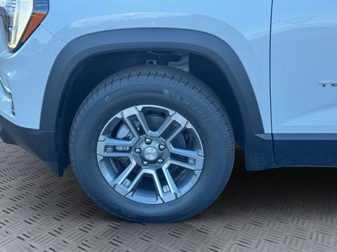 New 2026 GMC Terrain Elevation w/ LPO, Floor Liner Package image 28