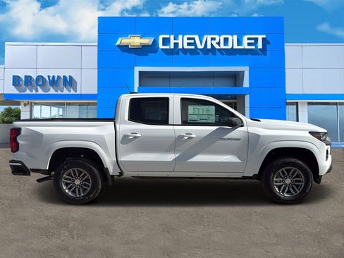 New 2026 Chevrolet Colorado LT image 2