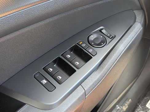 New 2026 Kia Sportage S AWD/4WD image 28