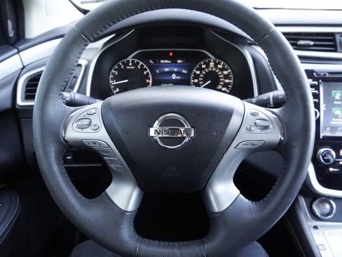 Used 2017 Nissan Murano Platinum w/ Platinum Technology Package AWD/4WD image 12