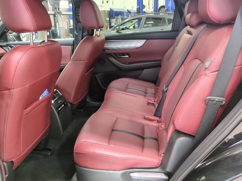 Used 2025 MAZDA CX-70 3.3 Turbo S w/ Premium Package image 21