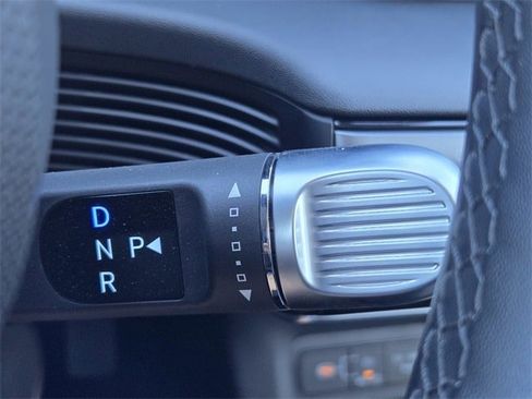 Certified 2025 Hyundai Ioniq 5 SE image 19