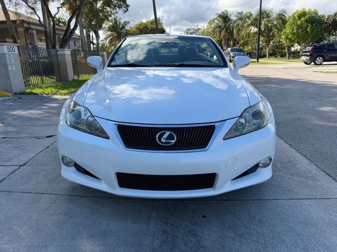 Used 2010 Lexus IS 350C image 4