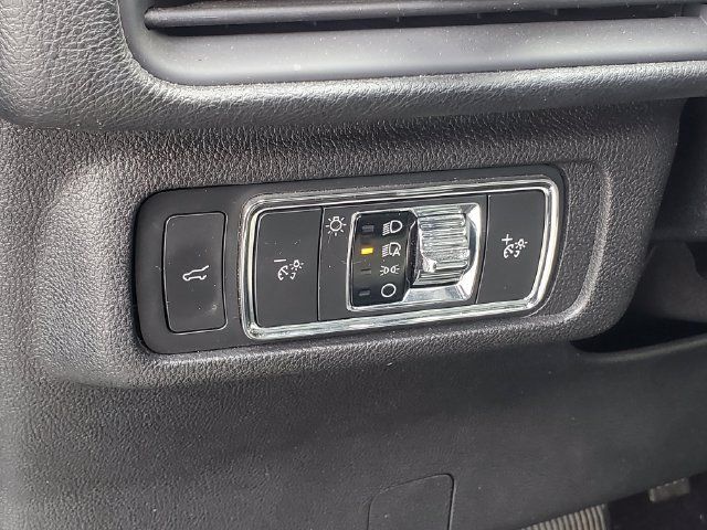 Used 2022 Lincoln Corsair AWD w/ Premium Package image 11