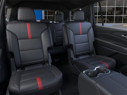 New 2026 Chevrolet Traverse RS image 18