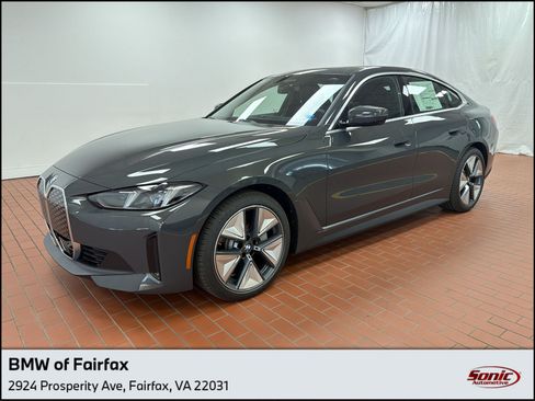 Used 2026 BMW i4 xDrive40 AWD/4WD image 1