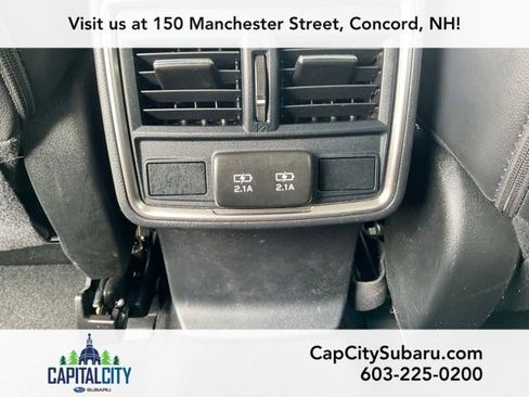 Used 2023 Subaru Forester Limited AWD/4WD image 17
