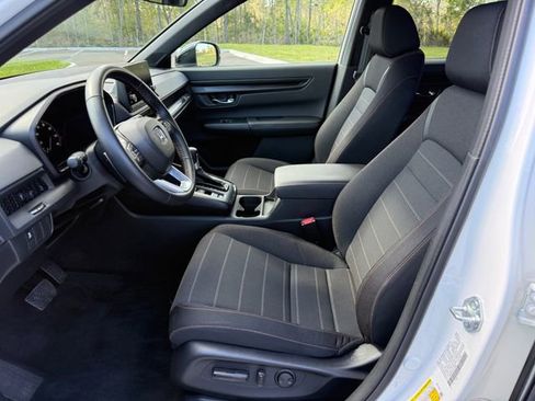 Used 2025 Honda CR-V Sport image 4