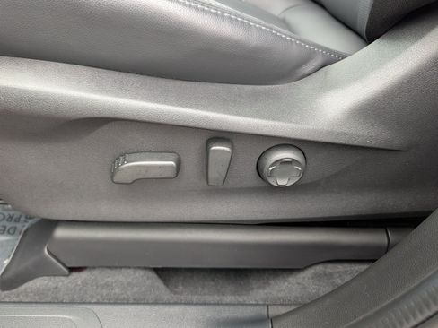 Certified 2026 Subaru Ascent Limited AWD/4WD image 19