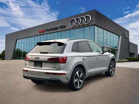 Used 2023 Audi Q5 2.0T Premium Plus w/ Premium Plus Package AWD/4WD image 5