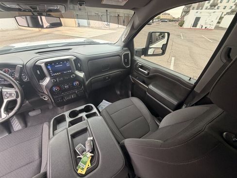 Used 2022 Chevrolet Silverado 2500 LT w/ Convenience Package AWD/4WD image 26