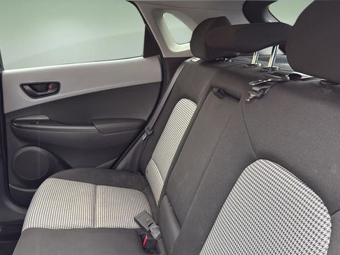 Used 2021 Hyundai Kona SEL image 12