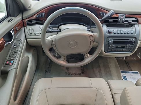 Used 2005 Cadillac De Ville FWD image 10