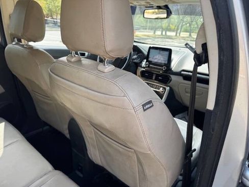 Used 2019 Ford EcoSport Titanium image 16