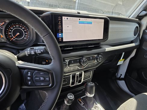 New 2026 Jeep Wrangler Unlimited Sport AWD/4WD image 15