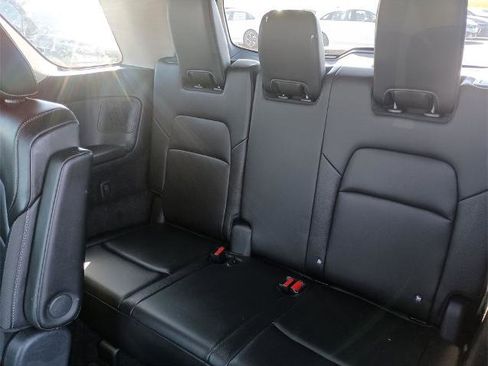 Certified 2024 Nissan Pathfinder SL w/ SL Premium Package image 30