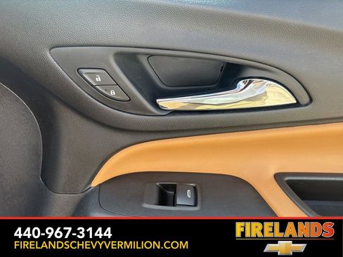 Used 2021 Chevrolet Equinox Premier image 27