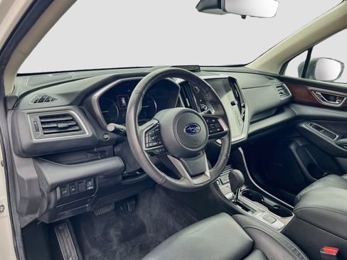 Used 2024 Subaru Ascent Touring AWD/4WD image 9