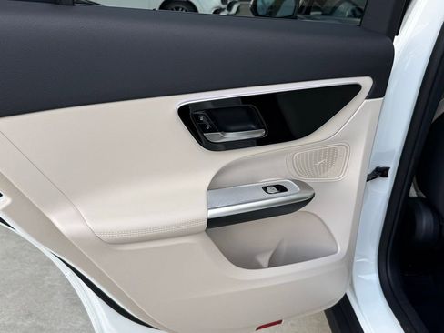 New 2026 Mercedes-Benz GLC 300 4MATIC image 24