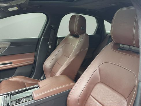 Used 2019 Jaguar XF S AWD/4WD image 25