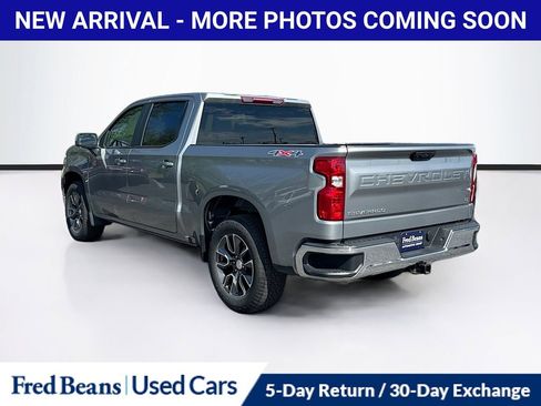 Used 2023 Chevrolet Silverado 1500 LT AWD/4WD image 6