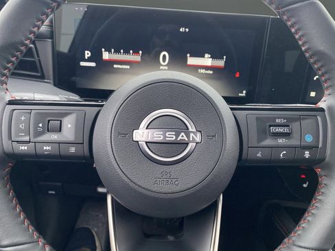 New 2026 Nissan Kicks SR w/ Cold Weather Package image 15