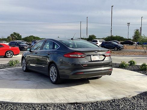 Used 2018 Ford Fusion Energi SE image 7