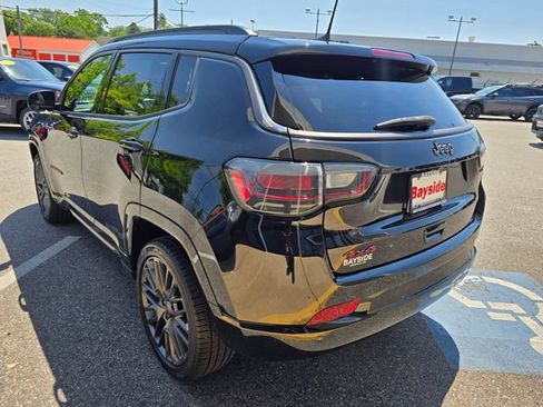 Used 2022 Jeep Compass High Altitude AWD/4WD image 33