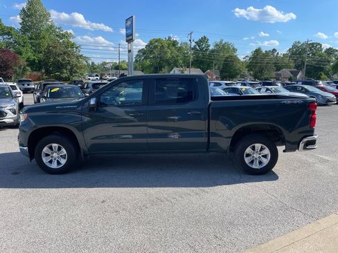 Used 2025 Chevrolet Silverado 1500 LT AWD/4WD image 38