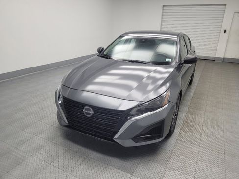 Used 2024 Nissan Altima 2.5 SV image 15