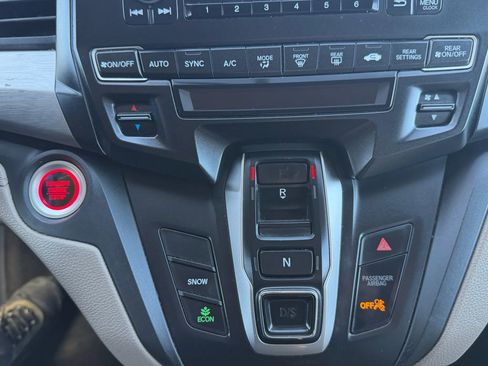 Used 2019 Honda Odyssey LX image 27