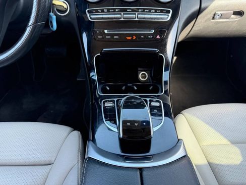Used 2016 Mercedes-Benz C 300 4MATIC Sedan image 25