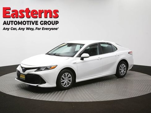 Used 2020 Toyota Camry LE image 57