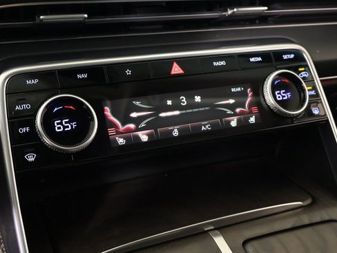 Used 2024 Genesis GV80 3.5T w/ Prestige Package image 8