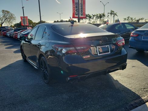 Used 2024 Toyota Camry XSE image 9