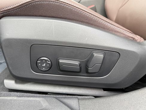 Certified 2025 BMW 228i xDrive w/ Premium Package image 33