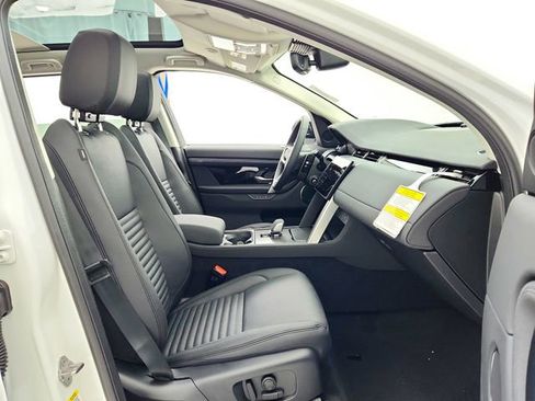 Certified 2025 Land Rover Discovery Sport S image 18