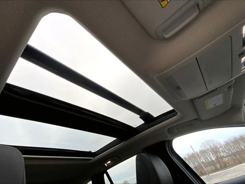 Used 2025 MAZDA CX-50 AWD 2.5 Hybrid w/ Cargo Package image 14