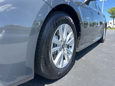 Used 2025 Toyota Camry LE FWD image 12